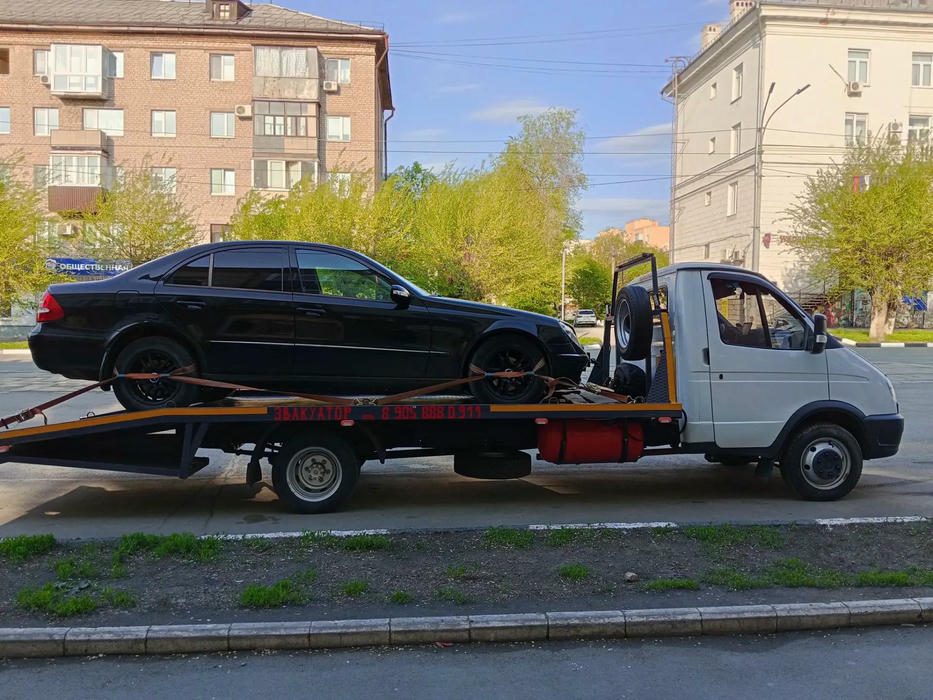 Эвакуатор Орск: вытаскивание машины из снега лебёдкой